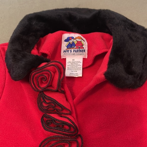 PETE’S PARTNER  red color w Black faux fur collar & sleeves size 6” Girls  Coat - Picture 3 of 16